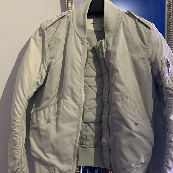 TALULA XXS grey bomber jacket from Aritzia - Picture 5 of 5
